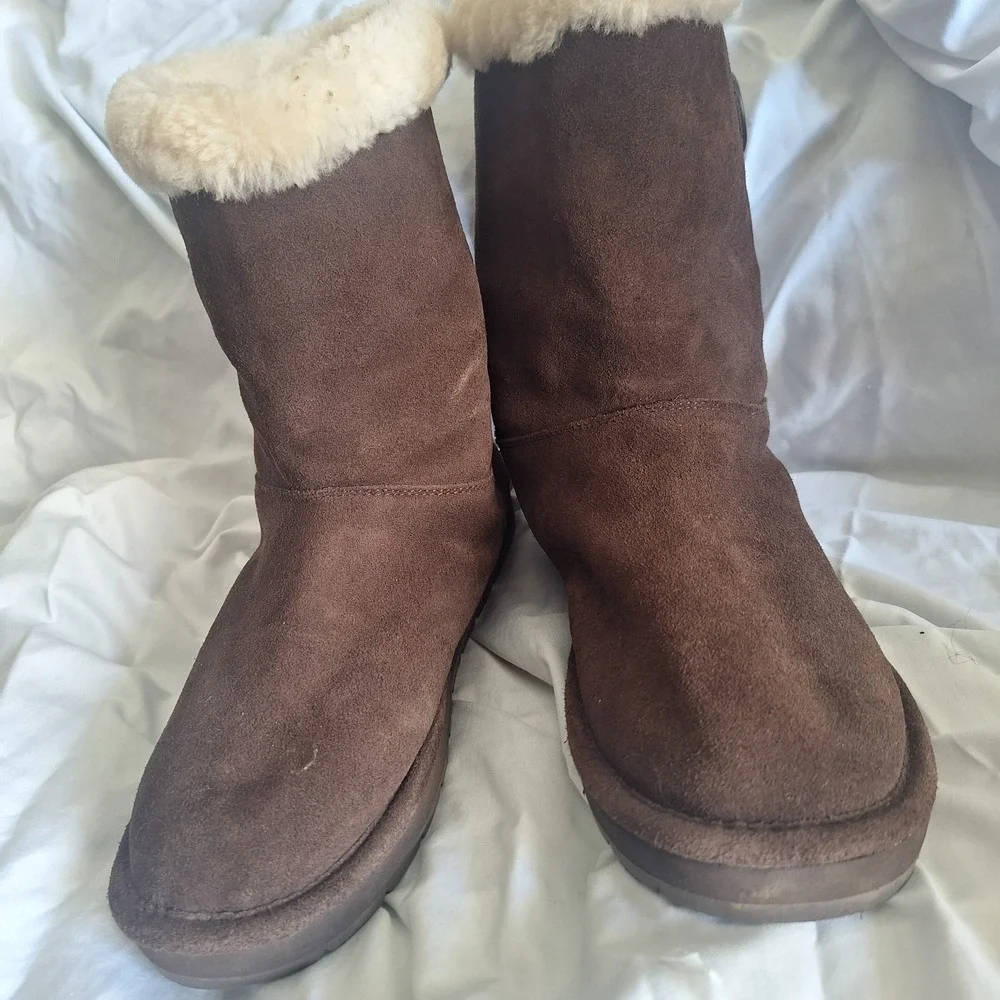 Michael‎ Kors Cream Leather Boots with Fur